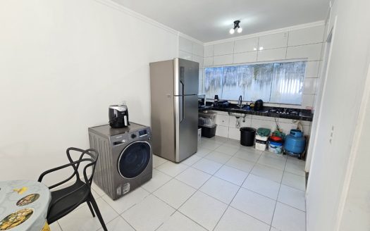 CLM 2077 – Casa Pra Locação em Condomínio no Bairro Portão Vermelho