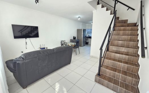 CLM 2077 – Casa Pra Locação em Condomínio no Bairro Portão Vermelho