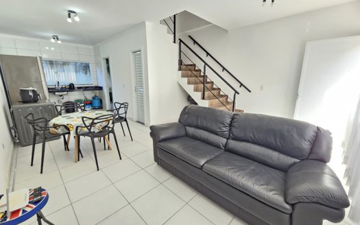 CLM 2077 – Casa Pra Locação em Condomínio no Bairro Portão Vermelho