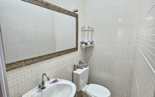 CLM 2078 – Casa a Venda em Condomínio no bairro Portal das Artes