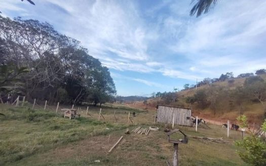 CVC 2084 – Bela Chácara a venda no bairro Quilombinho em Cunha SP
