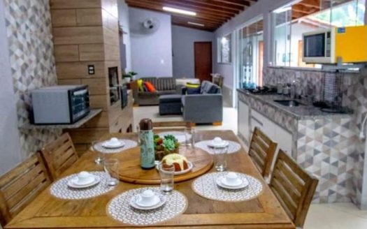 CVP 2098 – Belíssima Casa a Venda no Bairro Areal do Taquari