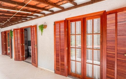 CVP 2098 – Belíssima Casa a Venda no Bairro Areal do Taquari