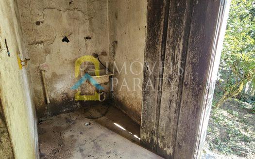CVP 2007 – Lote com 2 Casas em Ruinas Com Fundos com Cachoeira no Bairro Ponte Branca