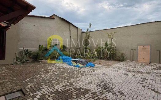 CVP 2041 – Propriedade com 4 Apartamentos Mobiliados no Bairro Mangueira