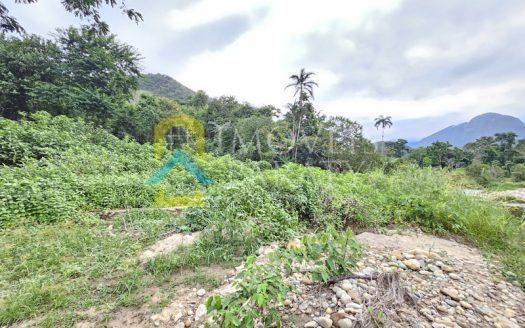 TVP 2046 – Lote com Fundos com Cachoeira na Barra grande