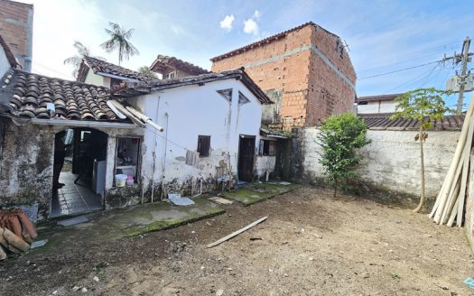 CVP 2064 – Casa a Venda no Bairro Mangueira em Paraty RJ