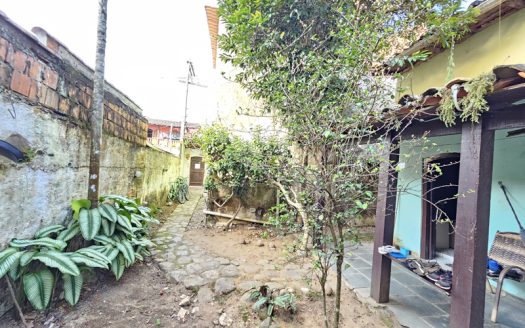 CVP 2064 – Casa a Venda no Bairro Mangueira em Paraty RJ