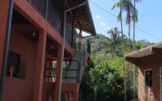 PVP 2059 – Linda Pousada a Venda no Bairro Ponte Branca em Paraty RJ