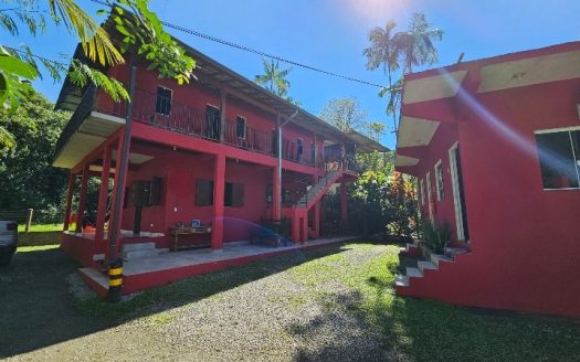 PVP 2059 – Linda Pousada a Venda no Bairro Ponte Branca em Paraty RJ